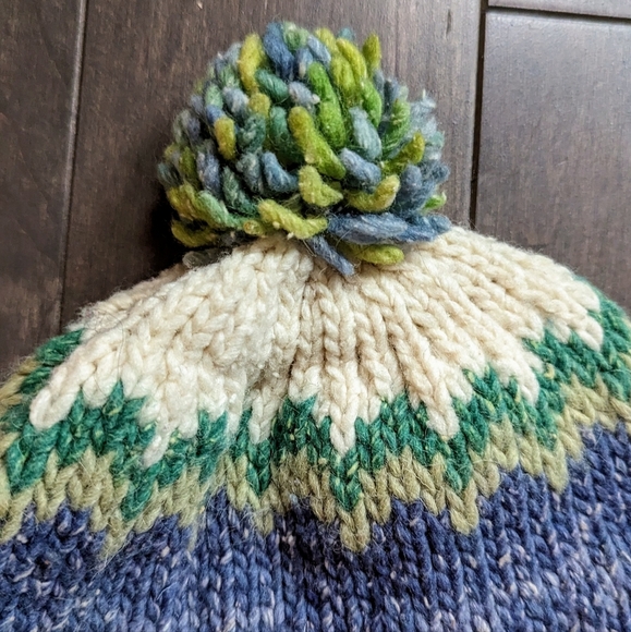 Women's Knit Hat - Picture 2 of 4
